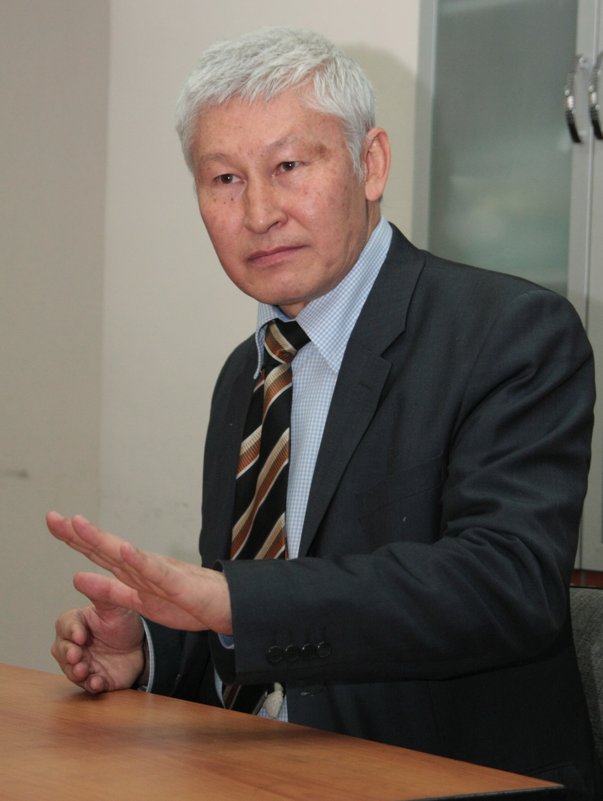 Асқар Жұмаділдаев Асқар Жұмаділдаев
